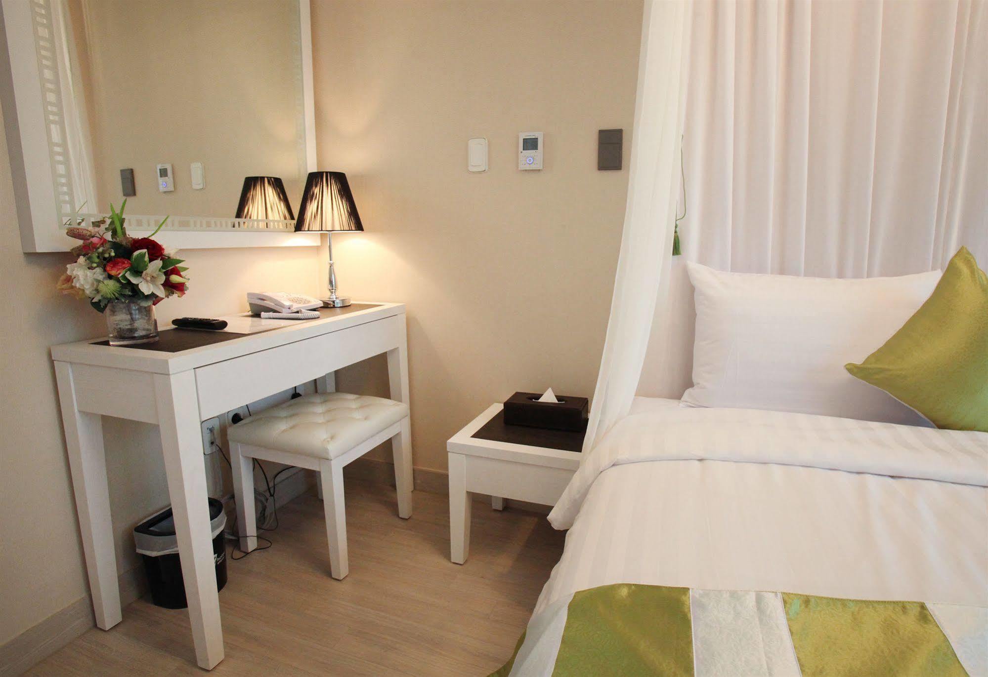 Coop City Hotel Oryu Station Seoel Buitenkant foto