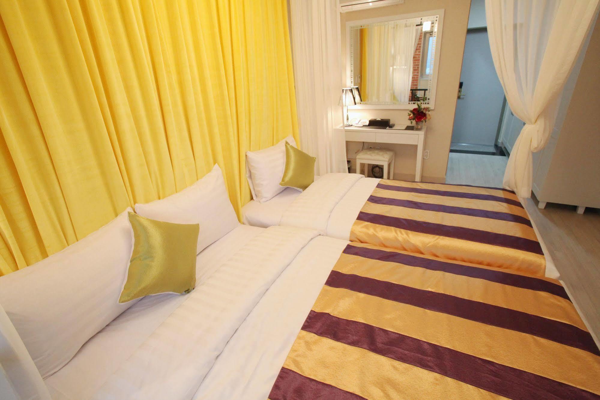 Coop City Hotel Oryu Station Seoel Buitenkant foto
